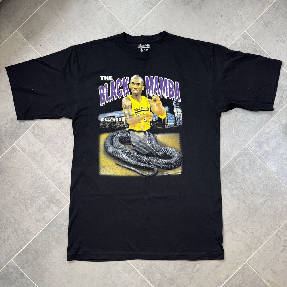 Kobe Bryant Black Mamba Lakers #24 Tee South Pole Medium Y2K Rare
